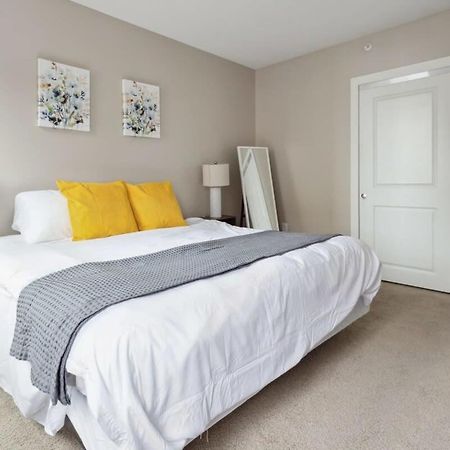 2Br Downtown Luxury Getaway Apartment Detroit Exterior photo