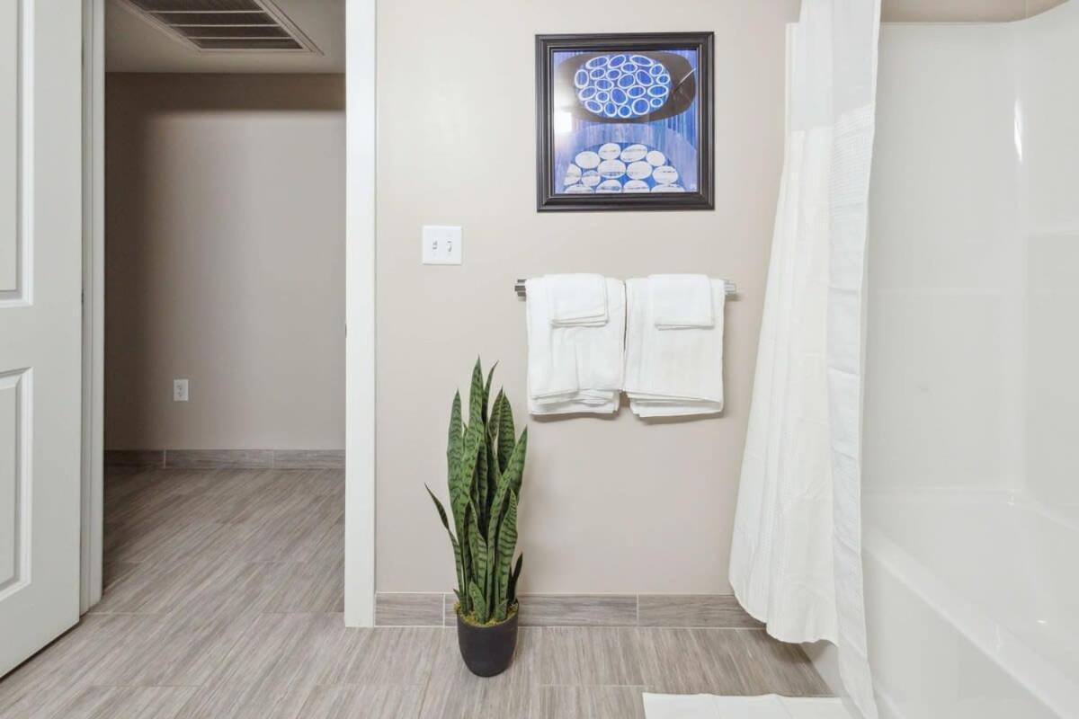 2Br Downtown Luxury Getaway Apartment Detroit Exterior photo