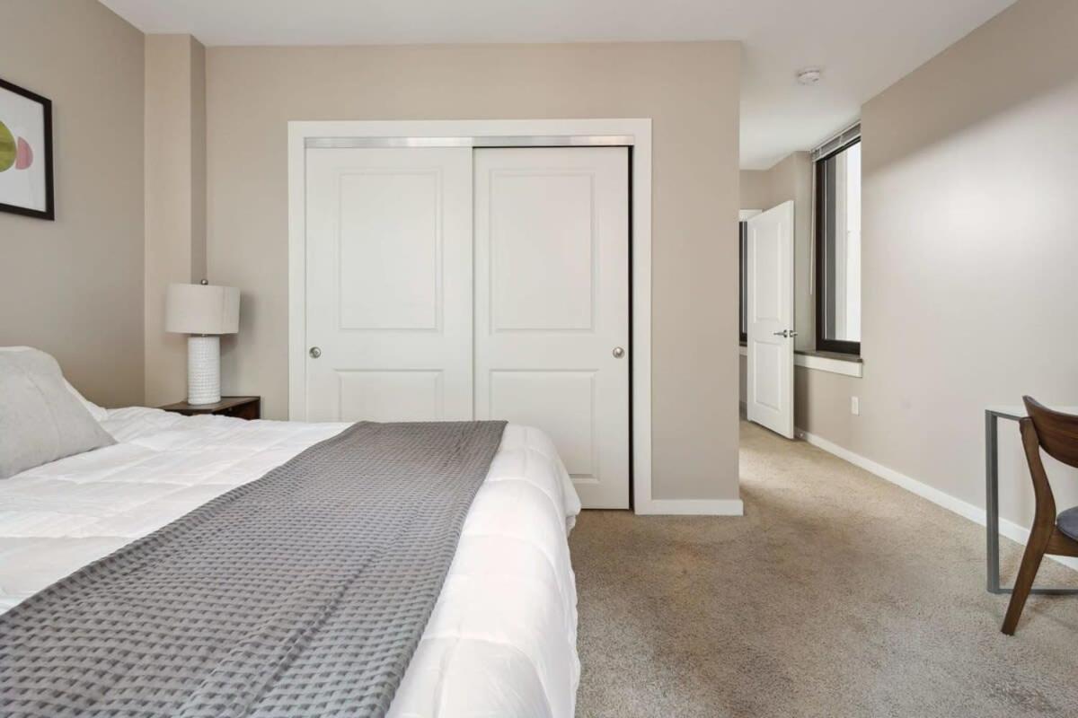 2Br Downtown Luxury Getaway Apartment Detroit Exterior photo